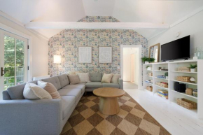 1830's Large 4BR in Heart of Acadia! [Somes Villa]